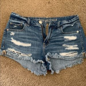 Ripped denim shorts
